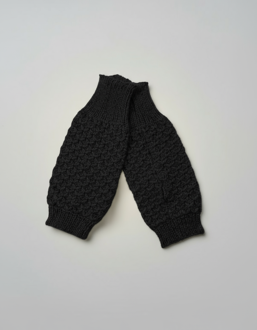 Fingerless gloves in black
