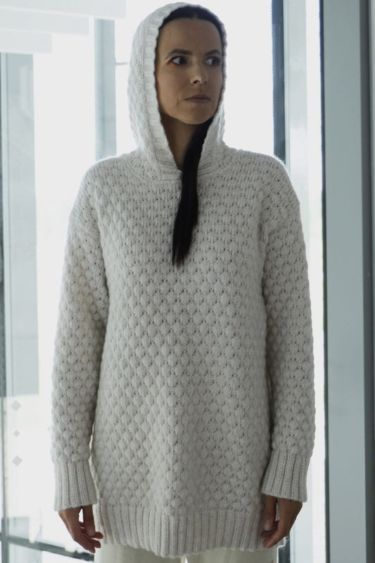 Eija kapuutsiga kampsun