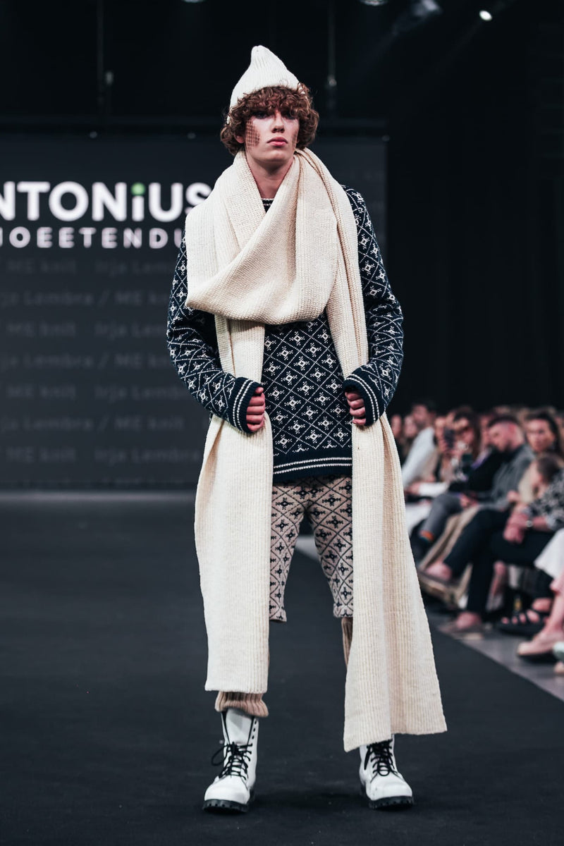 Antoniuse moeetendus 2025 MeKnit