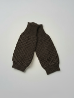 Fingerless gloves in dark brown