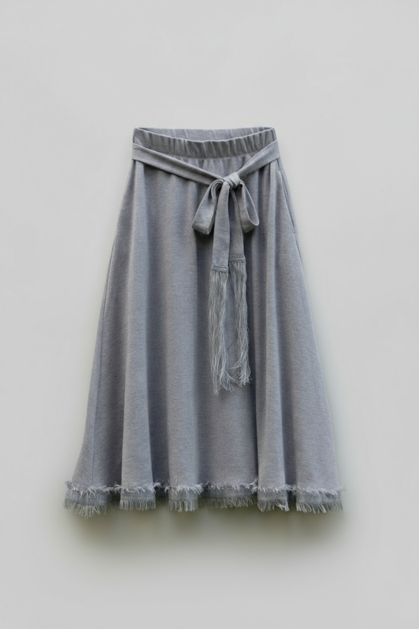 Gray skirt with reduced shadows